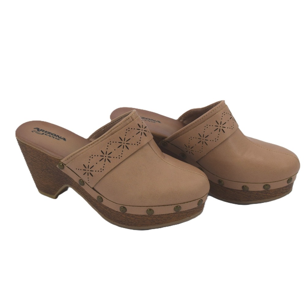 Arizona Jeans Co Tan Faux Leather Cutout Wedge Clogs Women's Size‎ 7.5